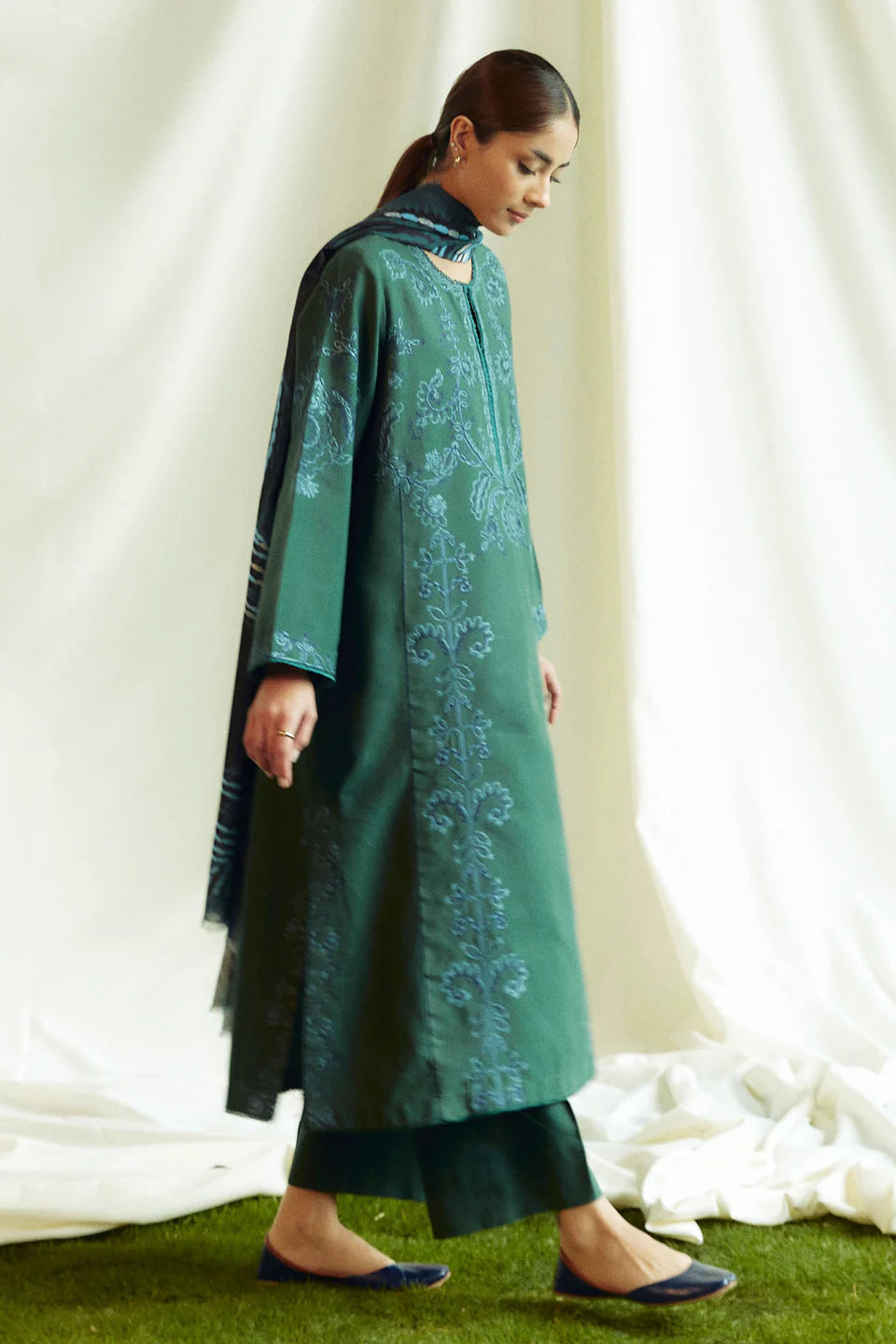 COCO Winter Unstitched'24 by Zara Shahjahan - 5B