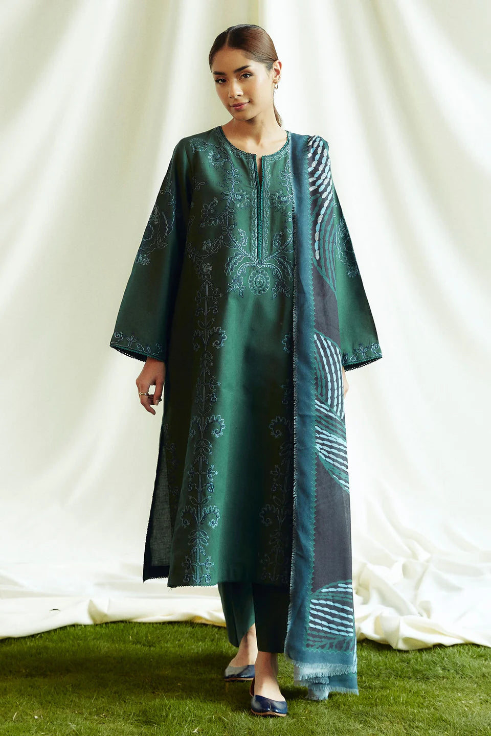 COCO Winter Unstitched'24 by Zara Shahjahan - 5B