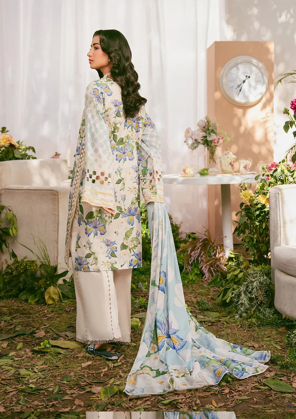 ELAF PRINTS 2025 - EPS-6A IVORY PETALS
