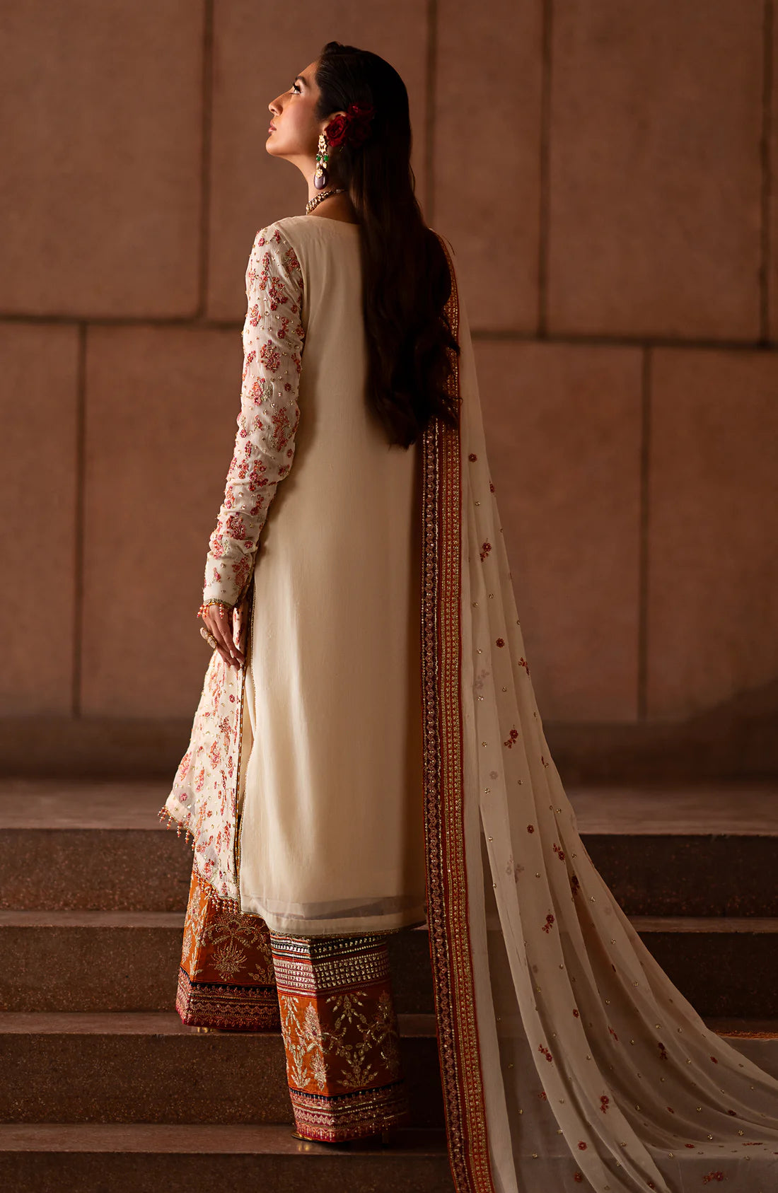 Clovera - Weddin'24 by Emaan Adeel