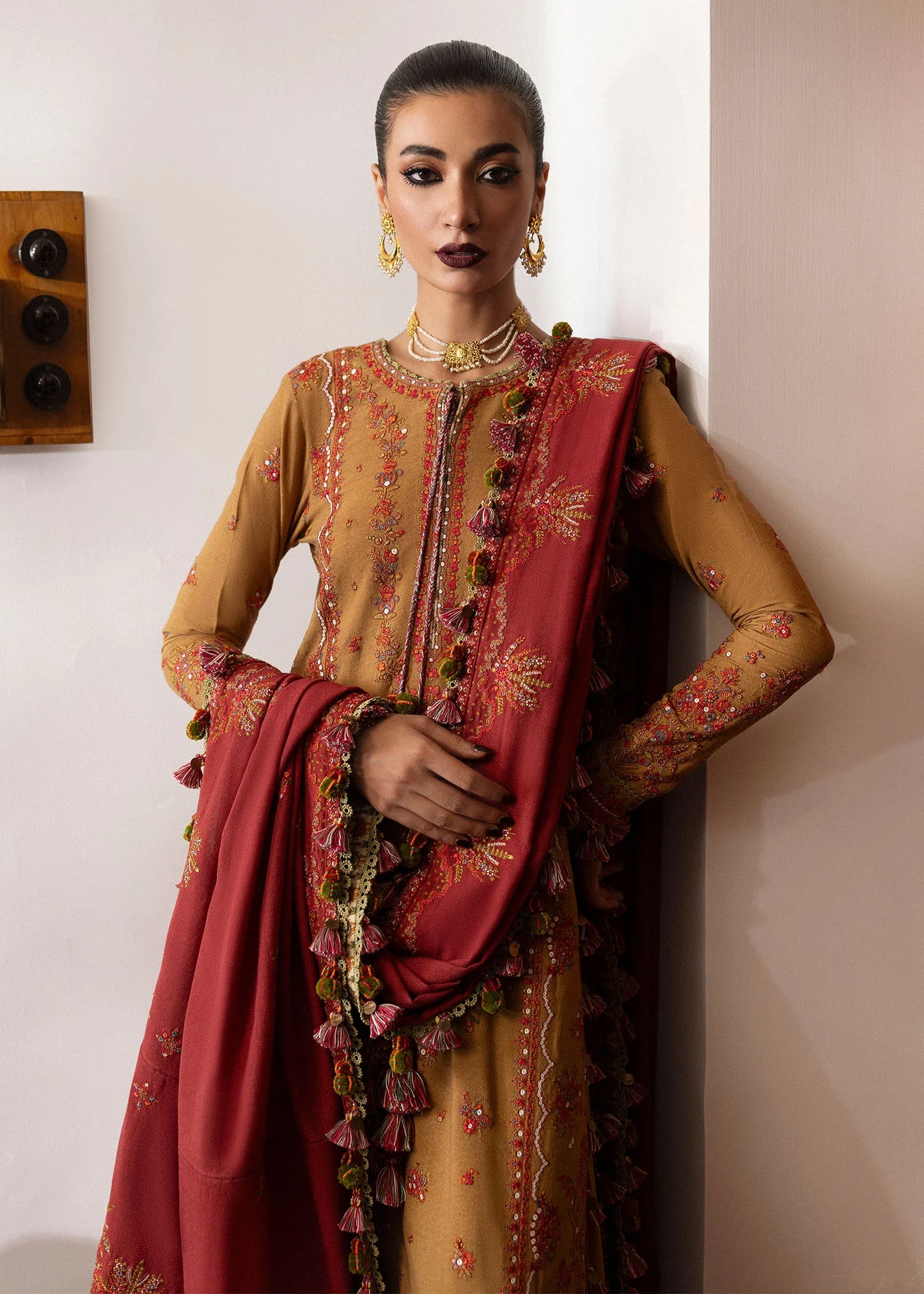 Karandi A/W'24 by Hussain Rehar - Tawn