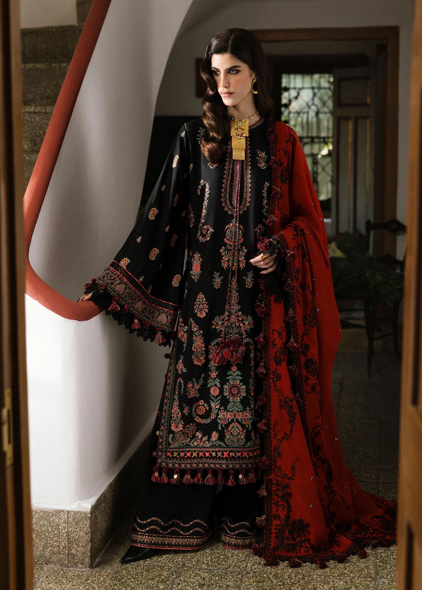 Karandi A/W'24 by Hussain Rehar - Sahe