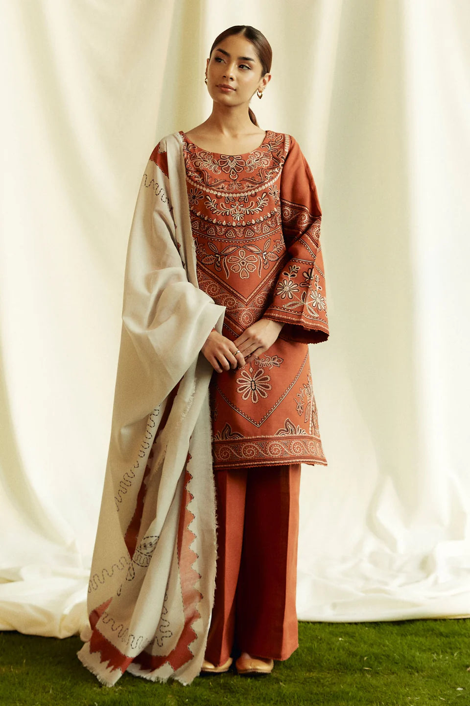 COCO Winter Unstitched'24 by Zara Shahjahan  - 4B