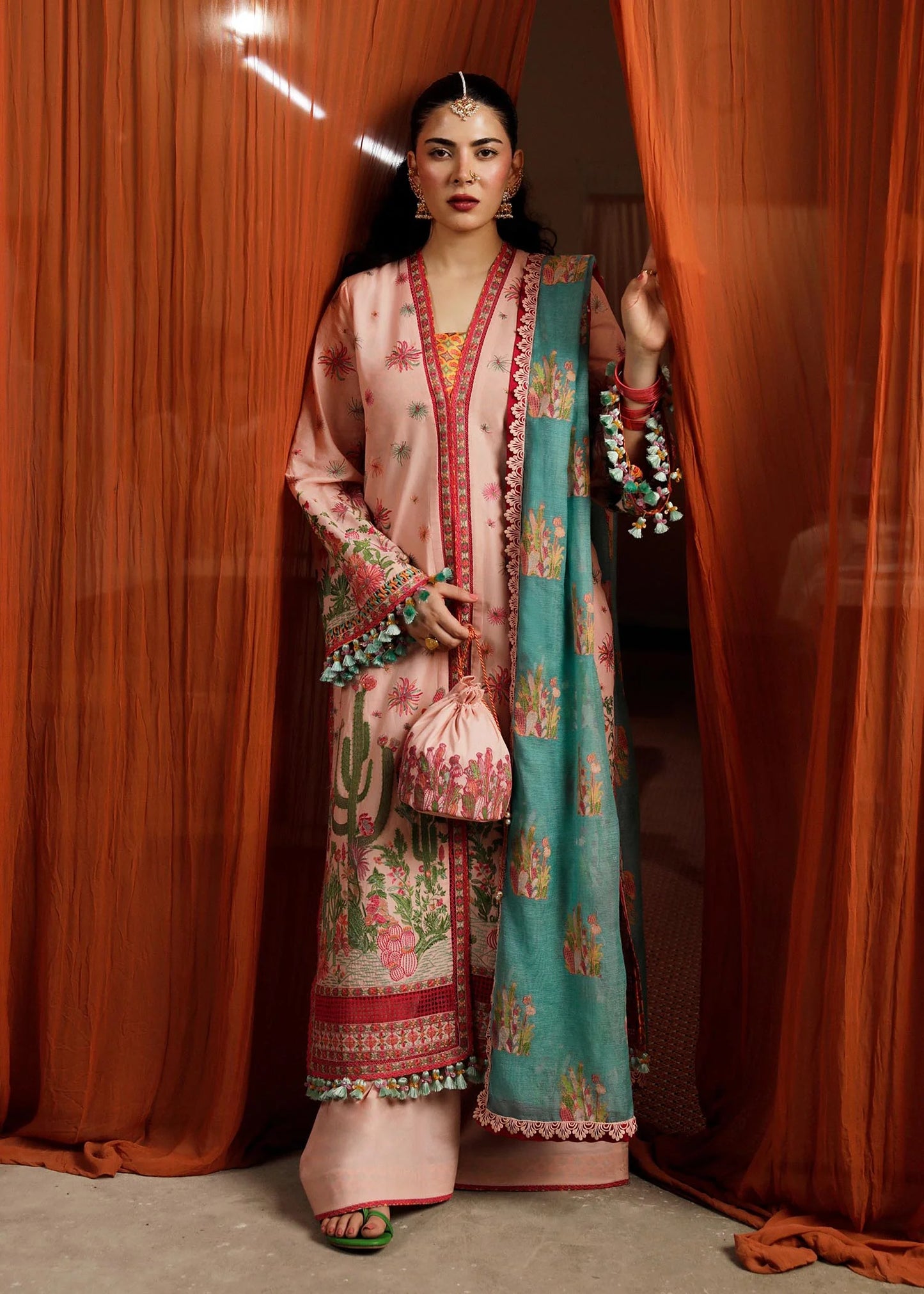 Eid Lawn'23 by Hussain Rehar - Pembe