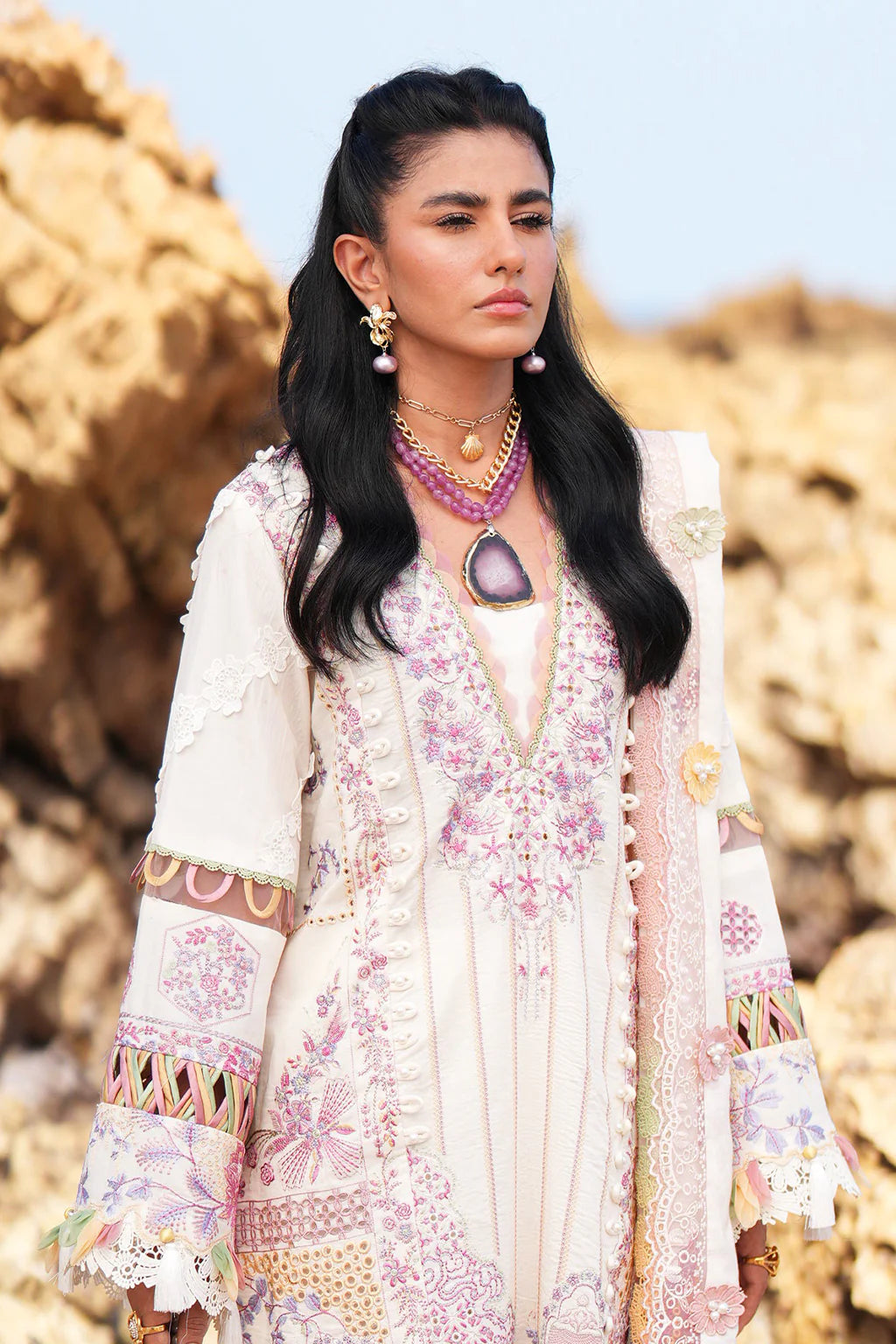 Dastan Luxury Lawn'25 by AJR - MUSE