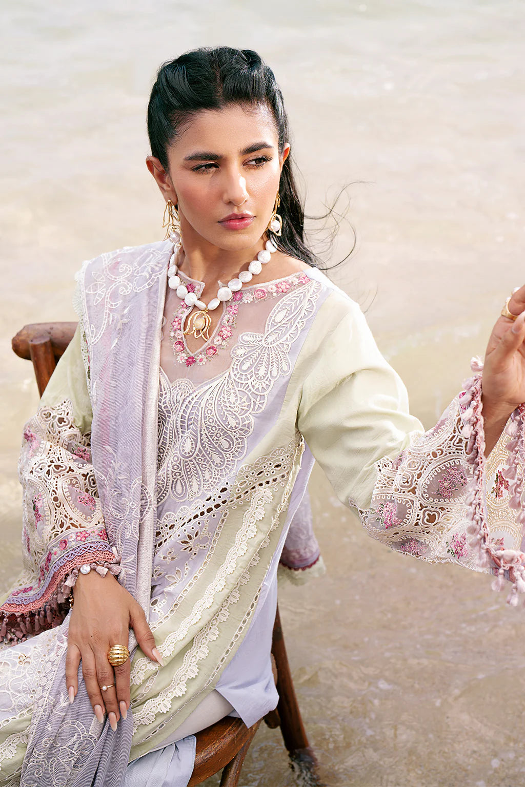 Dastan Luxury Lawn'25 by AJR - WAVE