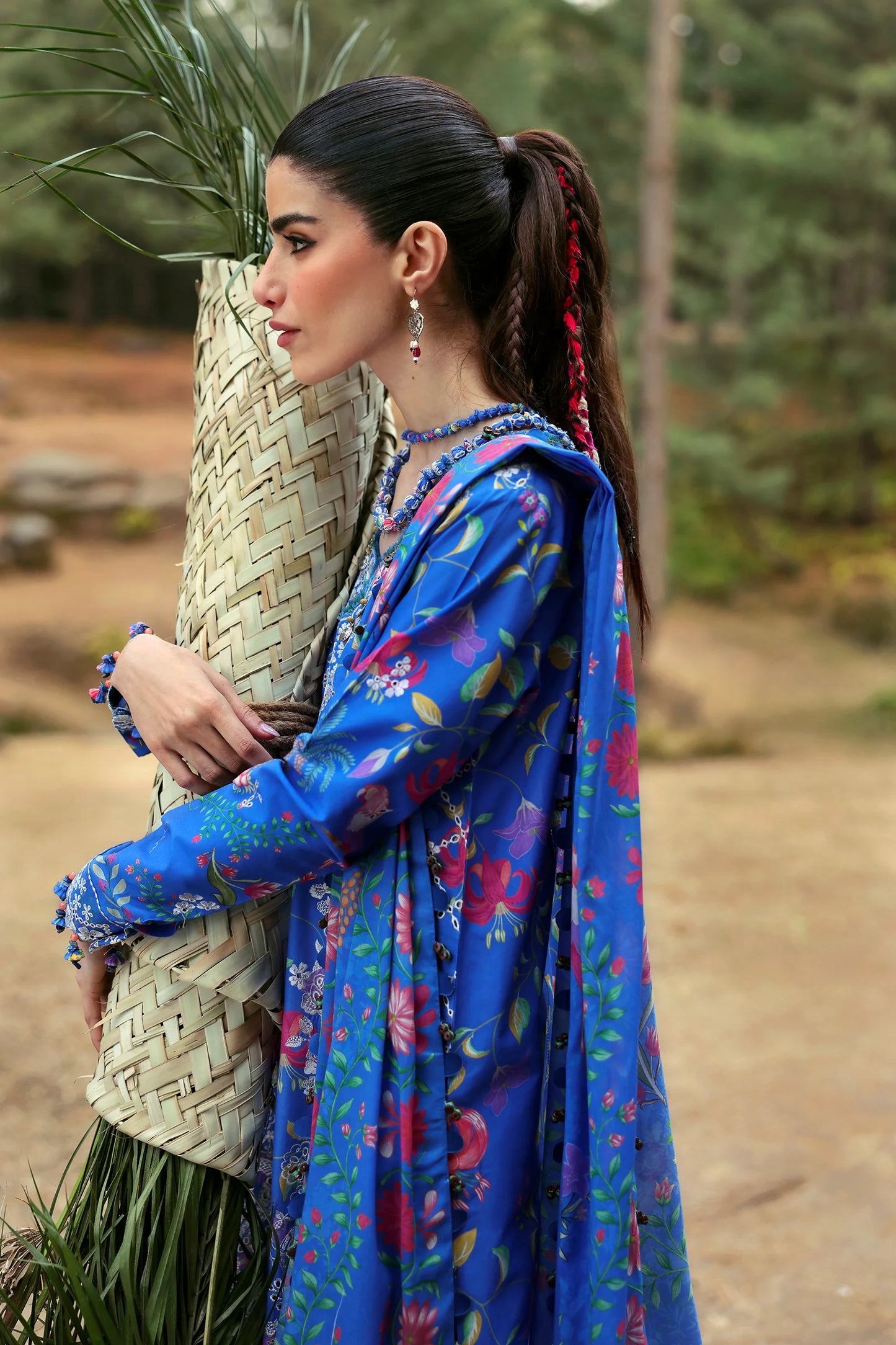 Zaha - Neelum Lawn'25 - ZAYANA (ZL25-01 B)