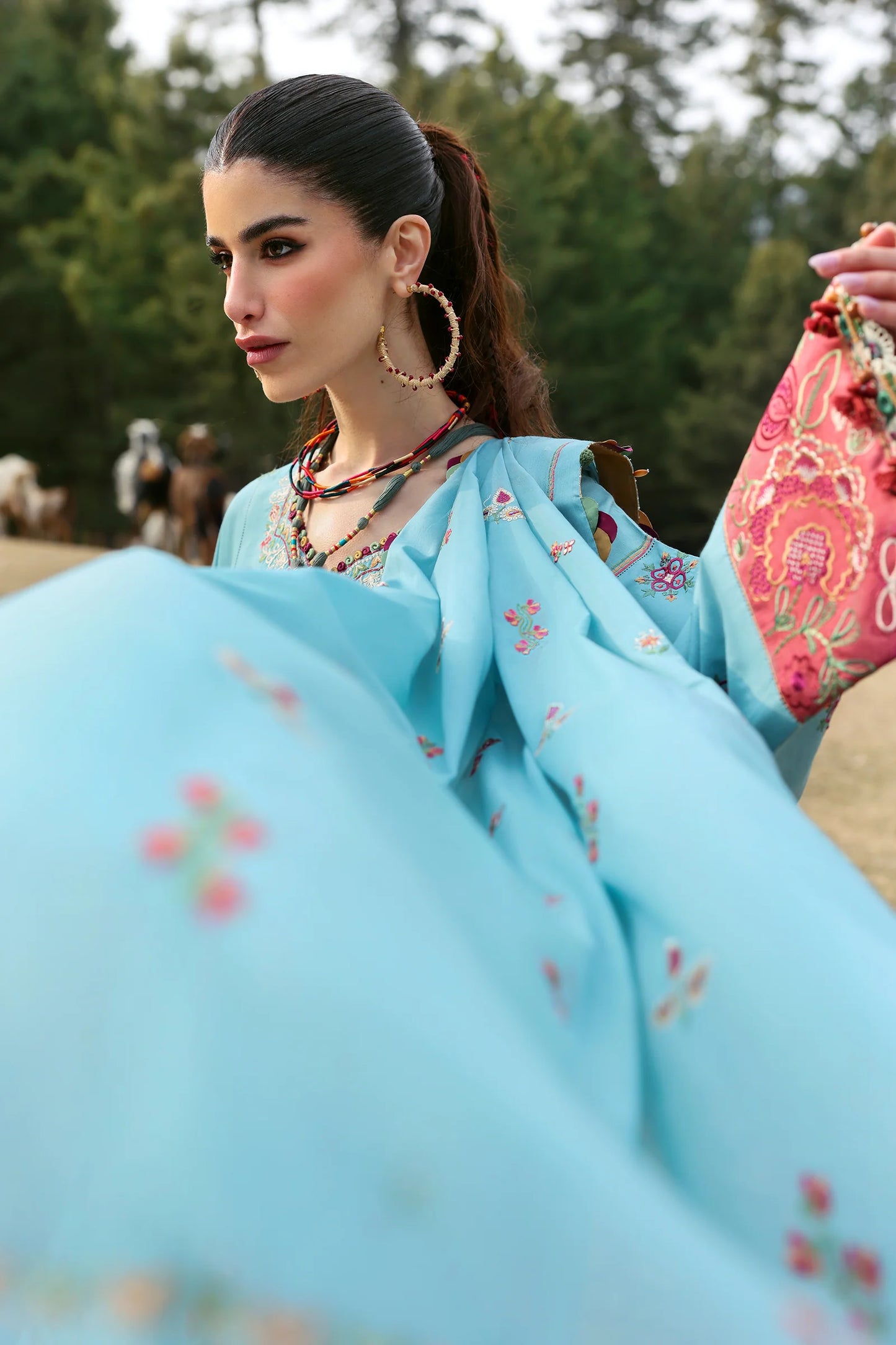 Zaha - Neelum Lawn'25 - RHEA (ZL25-14 A)