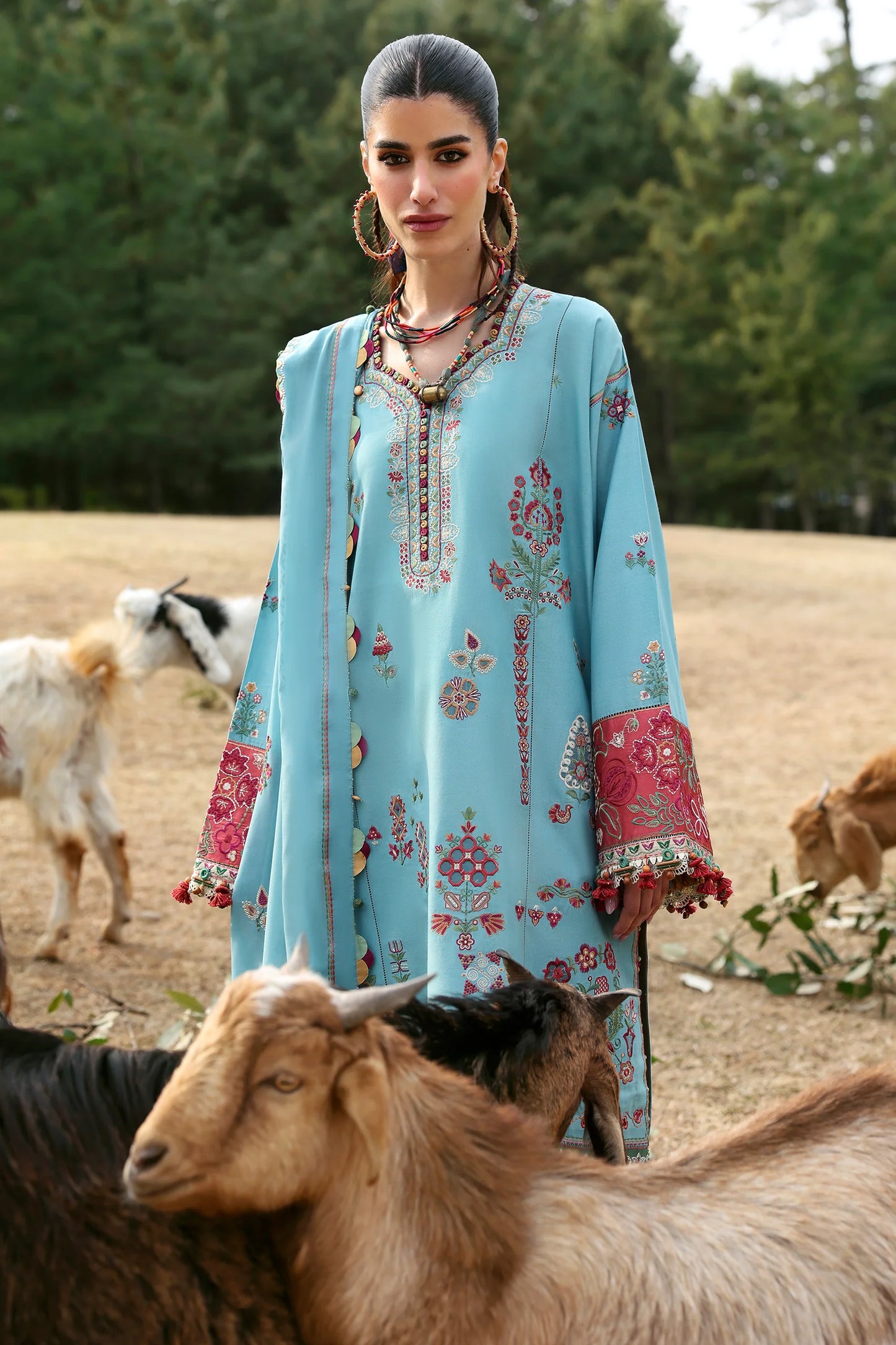 Zaha - Neelum Lawn'25 - RHEA (ZL25-14 A)