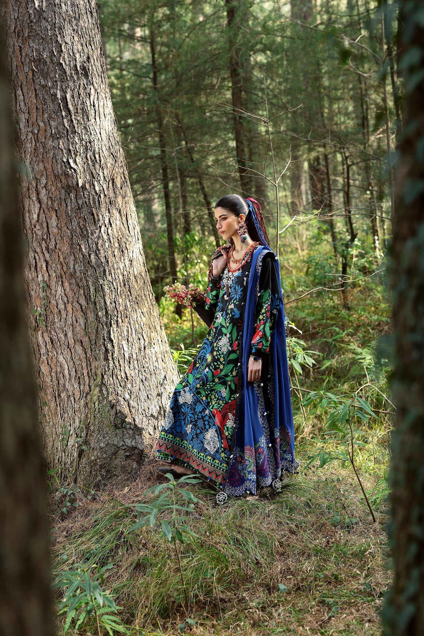 Zaha - Neelum Lawn'25 - BLACK SOLANA (ZL25-03 A)