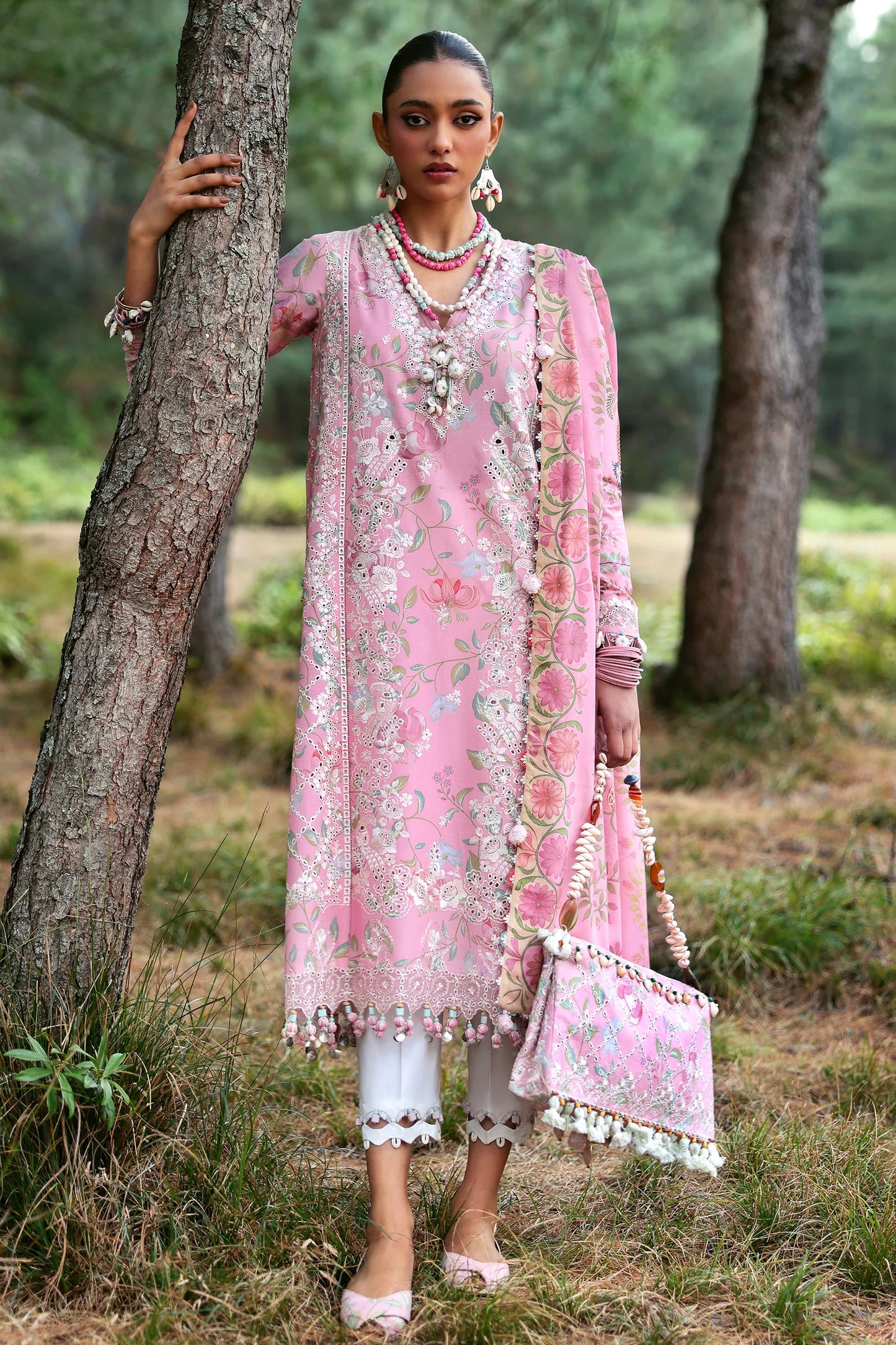 Zaha - Neelum Lawn'25 - ZAYANA (ZL25-01 A)