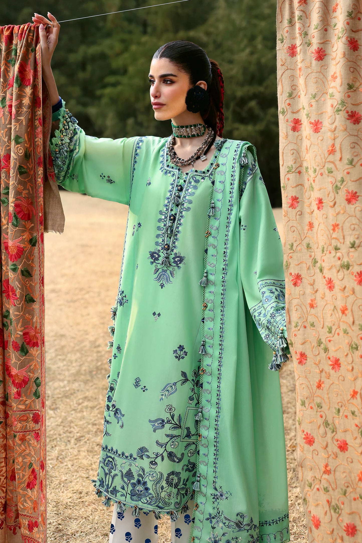 Zaha - Neelum Lawn'25 - ELAYA (ZL25-10 A)