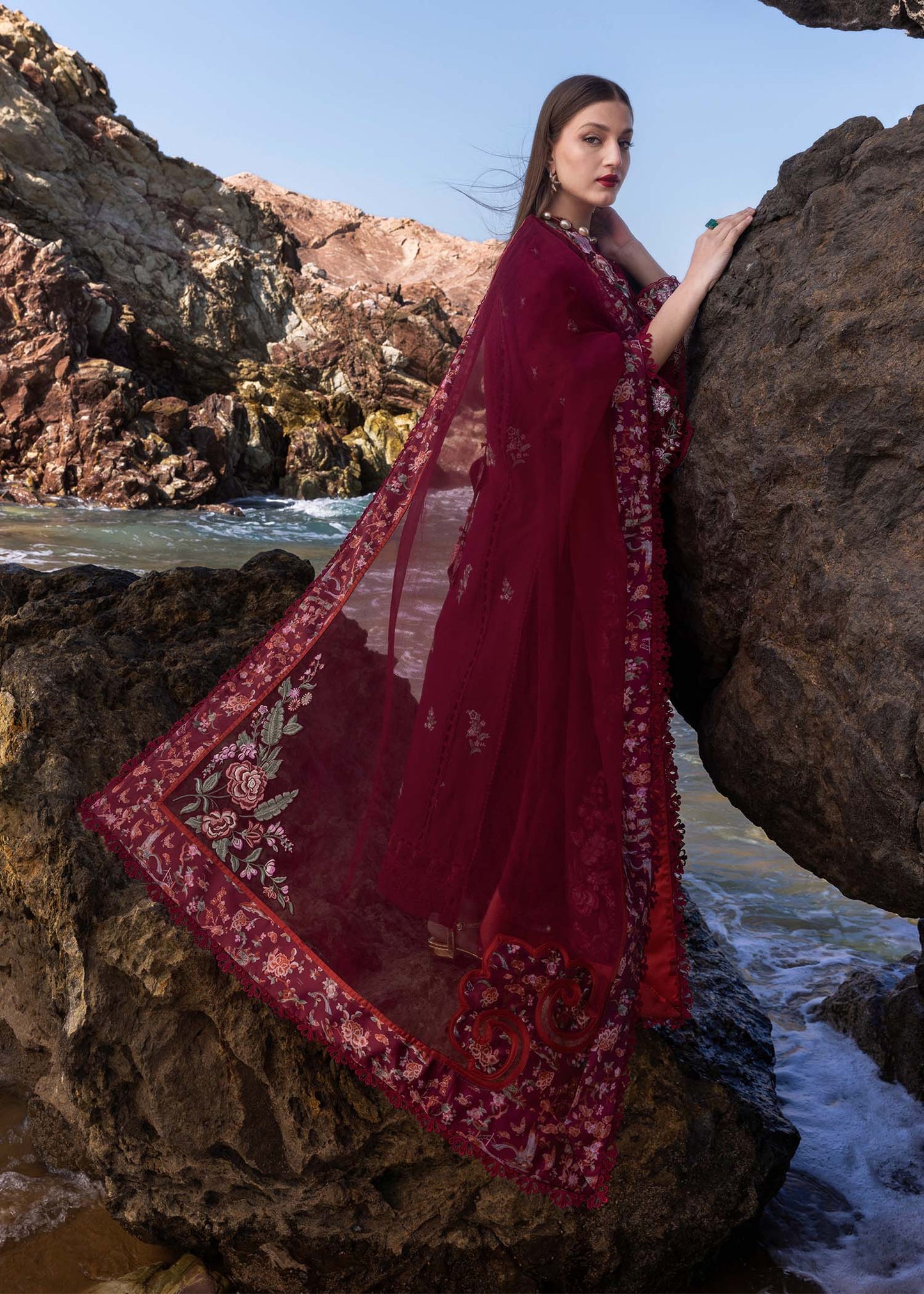 FLOW BY CRIMSON'25 - Parsi Threads - D5 B