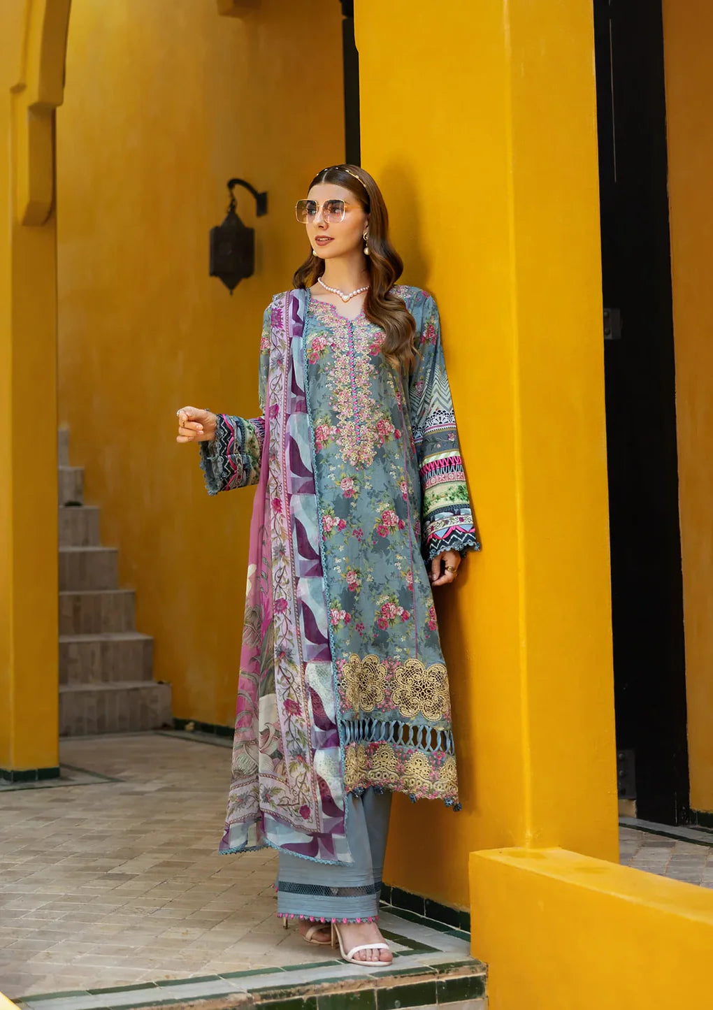 Signature Embroidered Lawn 2025 - ETS-07B GLORY