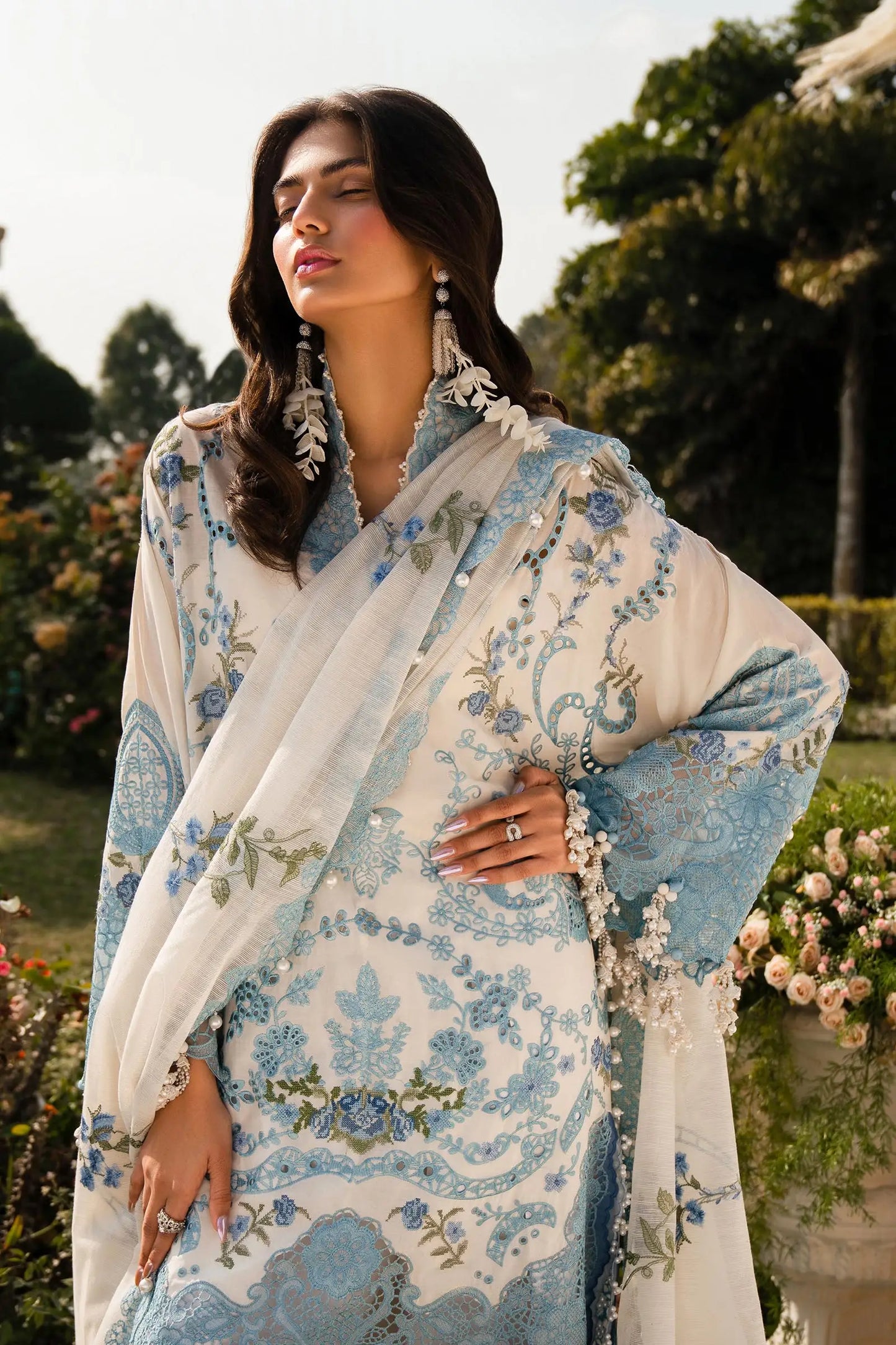 Luxury Lawn'24 by Sana Safinaz - L241-004A-3CV