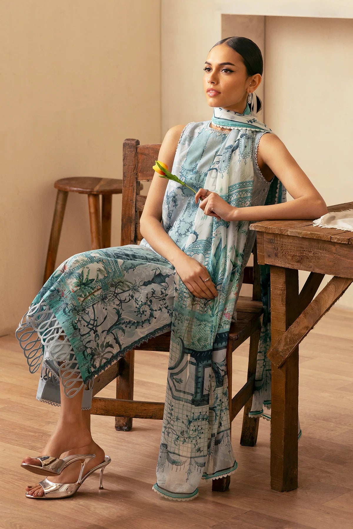 Selene SS'25 by Sahar - Silver Mist